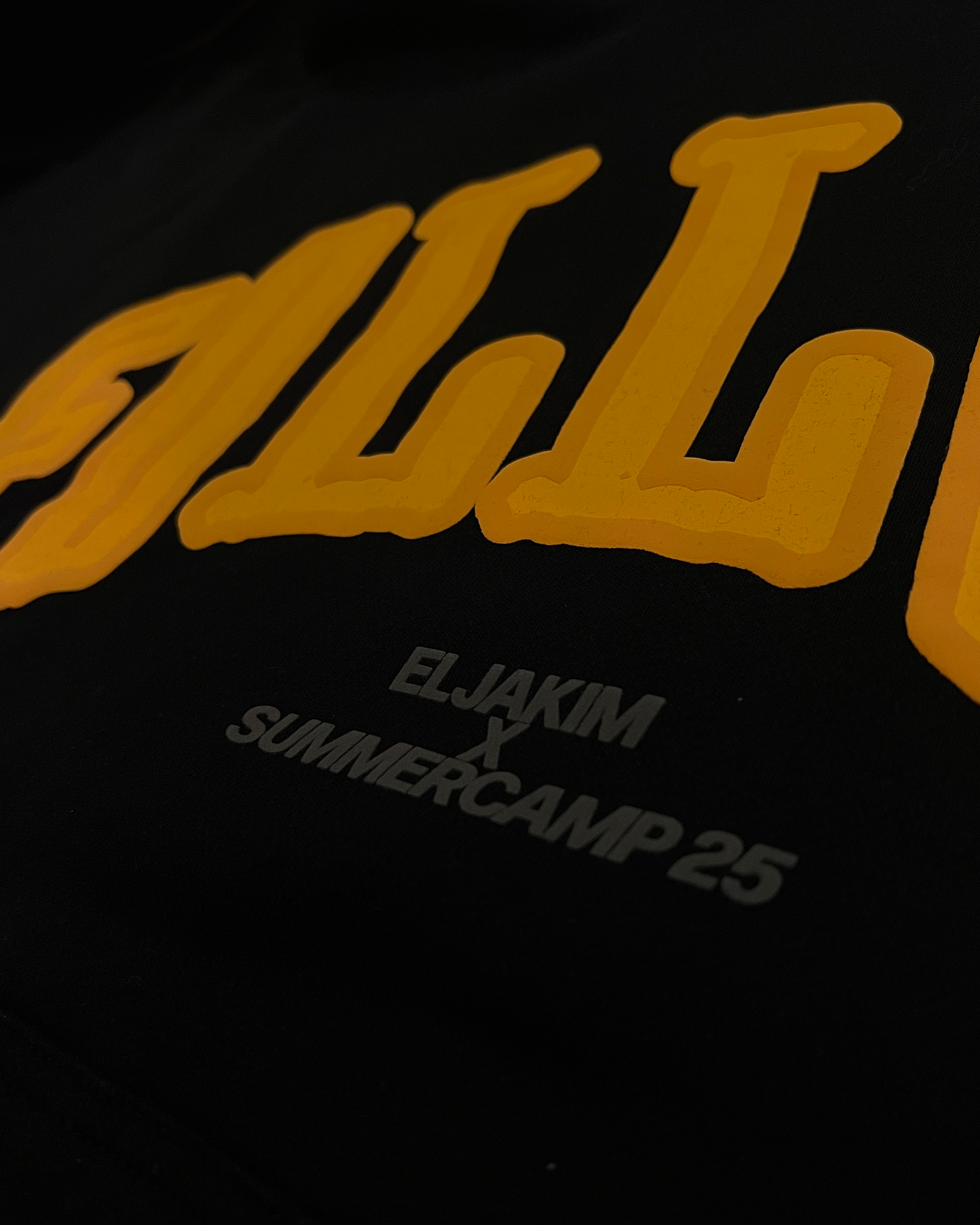 HOODIE - BLACK "FOLLOW"